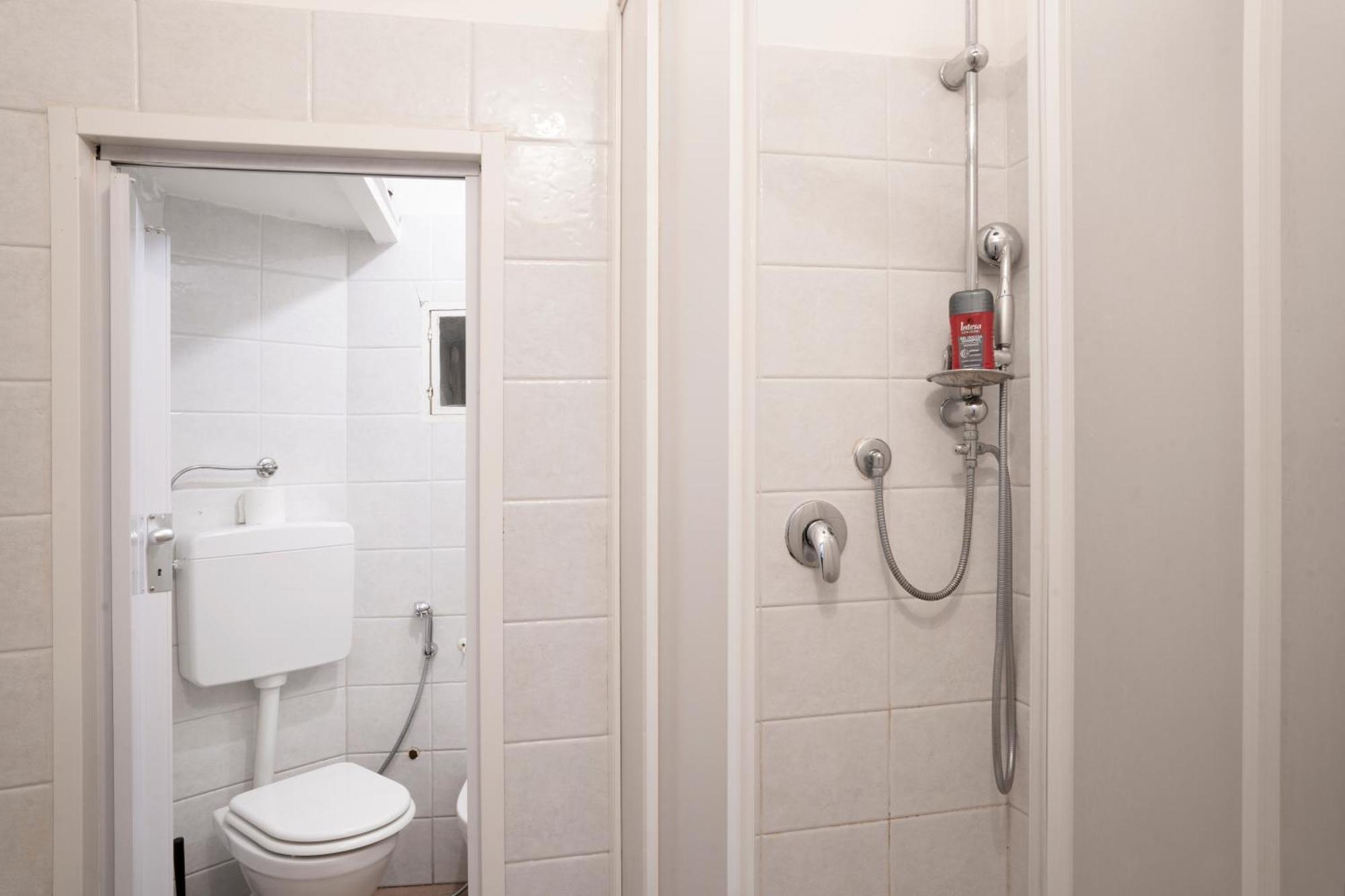 Houseingenoacenter Parking Apartment Ngoại thất bức ảnh